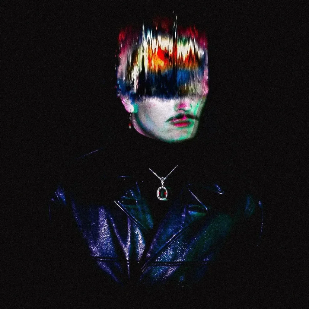 Portrait glitché d’un homme en veste de cuir avec effets numériques colorés